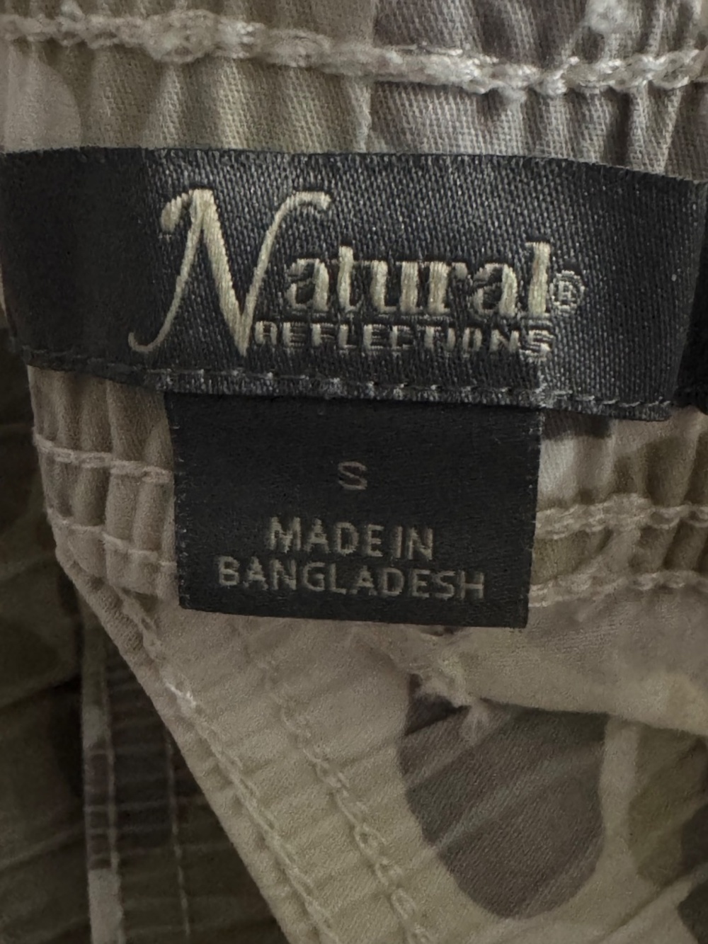 Camo Jogger Pants Size Small - Picture 6 of 7